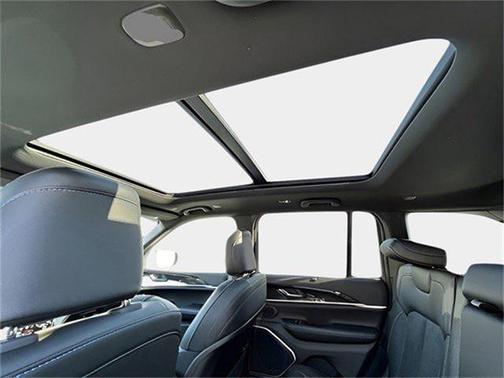 2024 Jeep Grand Cherokee 4xe Trailhawk