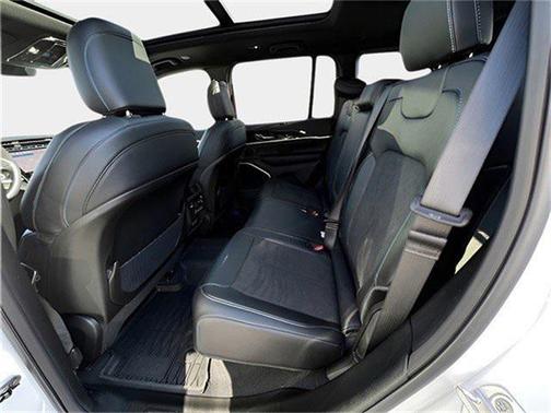 2024 Jeep Grand Cherokee 4xe Trailhawk