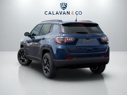 Fathom Blue Pearl Coat 2026 Jeep Compass Latitude