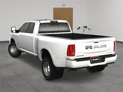2025 RAM 3500 Laramie Crew Cab 4x4 8' Box