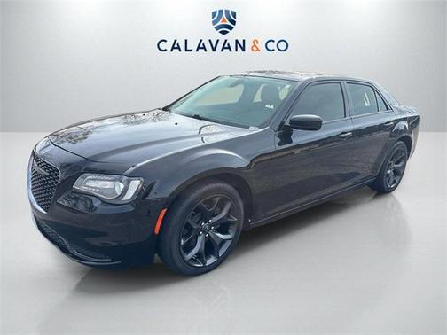 2021 Chrysler 300 Touring