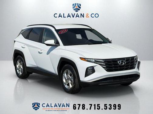 White Pearl 2024 Hyundai TUCSON SEL SUV