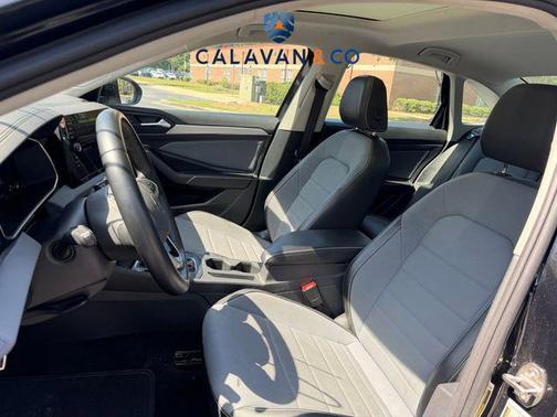 Black 2025 Volkswagen Jetta 1.5T SE