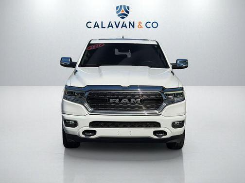 Bright White Clearcoat 2021 RAM 1500 Limited