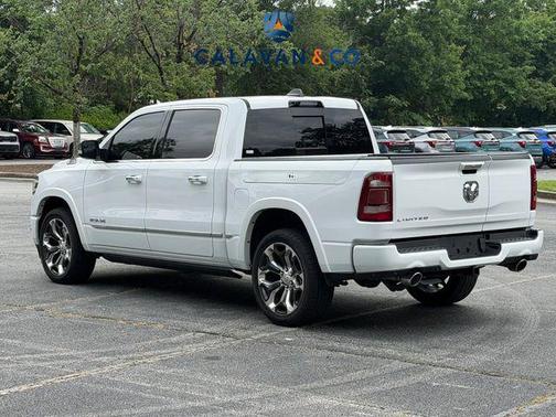 Bright White Clearcoat 2021 RAM 1500 Limited