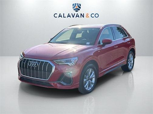 2024 Audi Q3 Premium 45 TFSI S line quattro Tiptronic