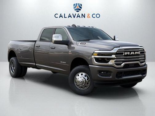 2026 RAM 3500 Laramie Crew Cab 4x4 8' Box