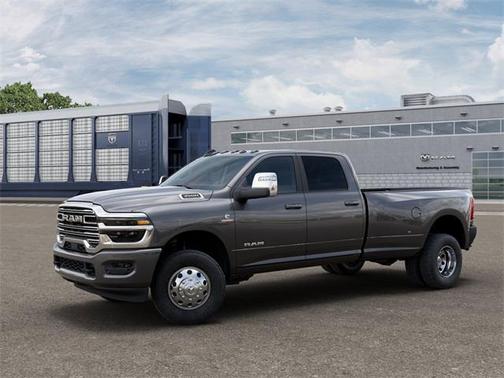 2026 RAM 3500 Laramie Crew Cab 4x4 8' Box
