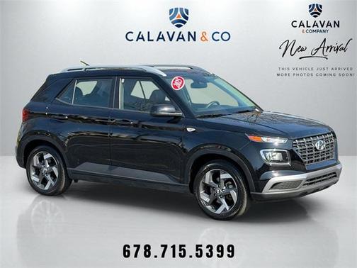 2025 Hyundai VENUE SEL