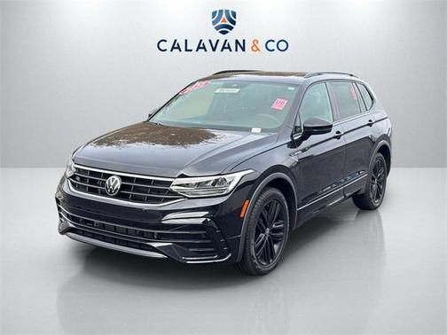 2022 Volkswagen Tiguan 2.0T SE R-Line Black