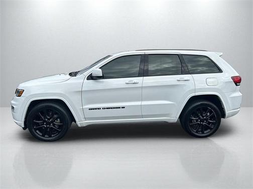 2022 Jeep Grand Cherokee Laredo