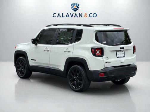 Alpine White Clearcoat 2023 Jeep Renegade Altitude