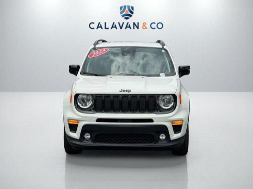 Alpine White Clearcoat 2023 Jeep Renegade Altitude