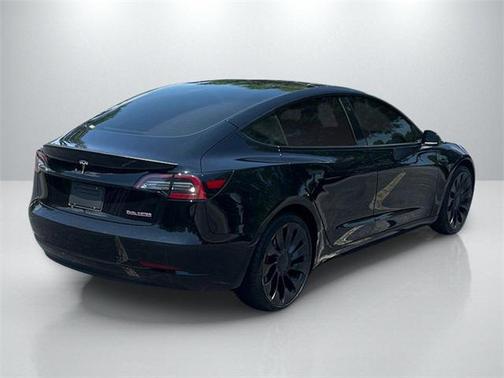 2023 Tesla Model 3 Performance