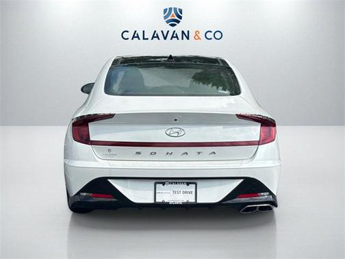 2022 Hyundai SONATA SEL