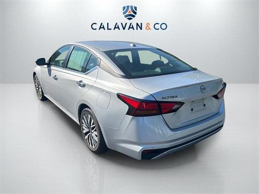 Brilliant Silver Metallic 2024 Nissan Altima 2.5 SV