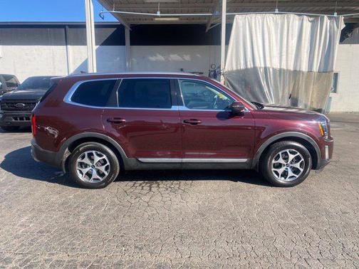 Sangria 2020 Kia Telluride EX