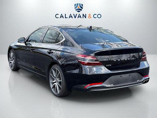 2023 Genesis G70 2.0T RWD