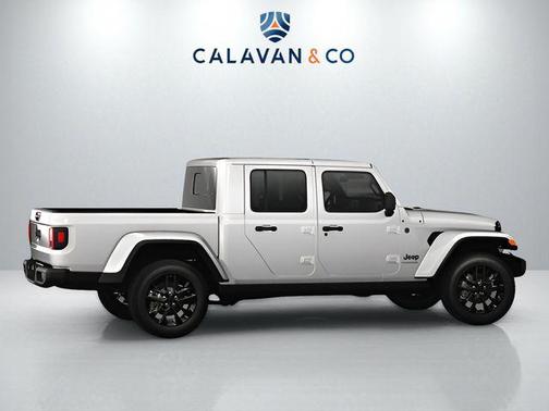 2025 Jeep Gladiator Nighthawk