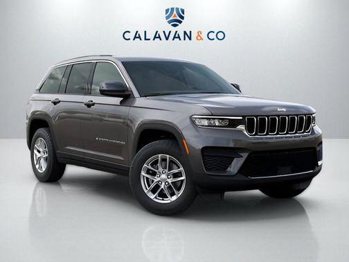 Baltic Gray Metallic Clearcoat 2026 Jeep Grand Cherokee Laredo