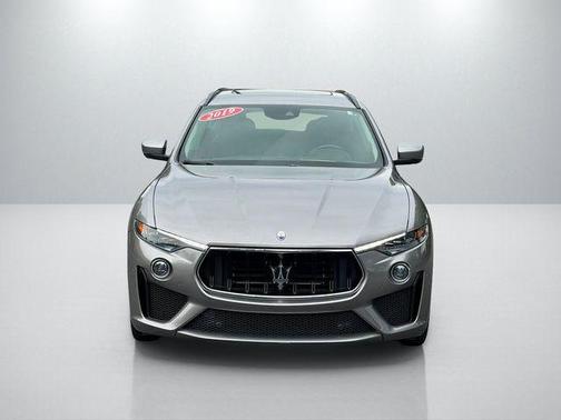 Grigio Metallo Metallic 2019 Maserati Levante GTS