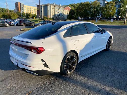 Glacial White Pearl 2022 Kia K5 GT-Line