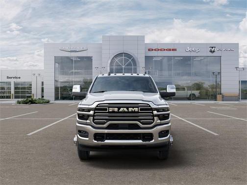 2026 RAM 3500 Laramie Crew Cab 4x4 8' Box