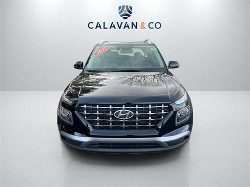2022 Hyundai VENUE SEL