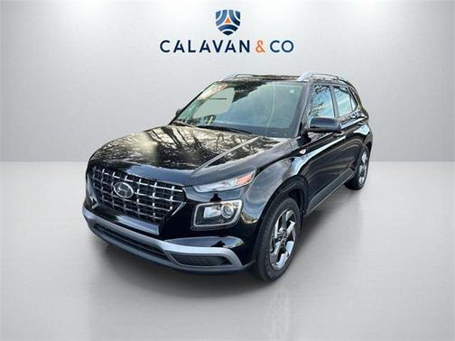 2022 Hyundai VENUE SEL