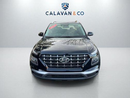 2022 Hyundai VENUE SEL