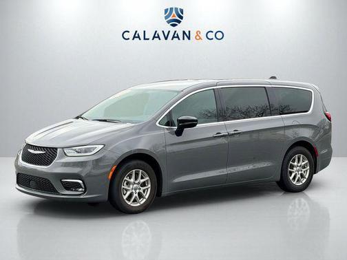 2025 Chrysler Pacifica L