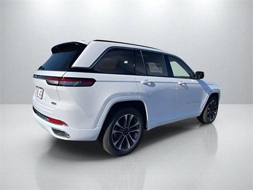 2024 Jeep Grand Cherokee 4xe Overland