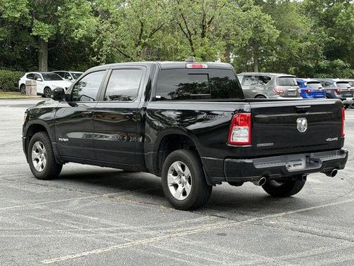 Diamond Black Crystal Pearlcoat 2023 RAM 1500 Big Horn/Lone Star