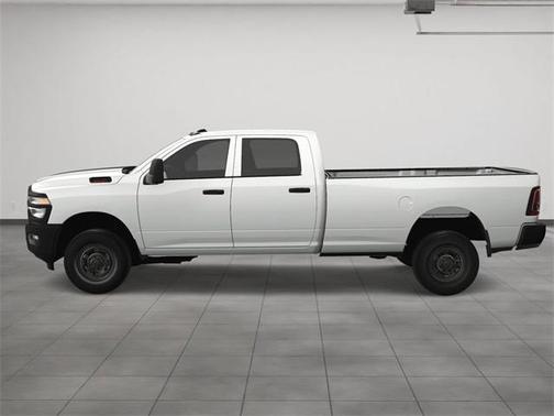 2025 RAM 2500 Tradesman Crew Cab 4x4 8' Box