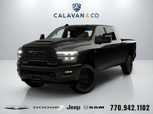 Diamond Black Crystal Pearlcoat 2026 RAM 2500 Laramie
