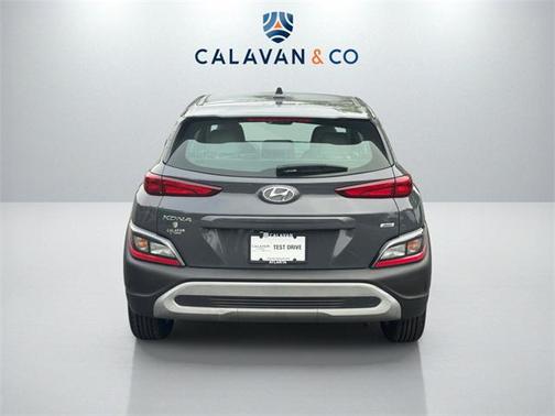 2023 Hyundai KONA SE