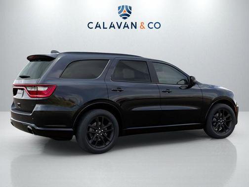 DB Black Crystal Clearcoat 2026 Dodge Durango GT RWD