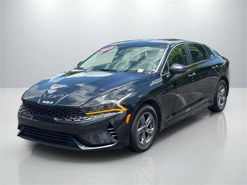 2022 Kia K5 LXS