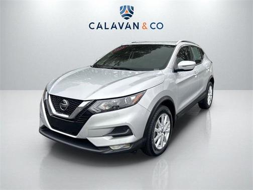 2022 Nissan Rogue Sport SV