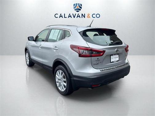 2022 Nissan Rogue Sport SV