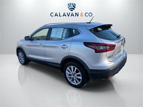 2022 Nissan Rogue Sport SV