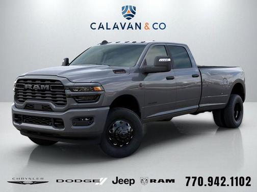 Ceramic Gray Clearcoat 2026 RAM 3500 Big Horn Crew Cab 4x4 8' Box