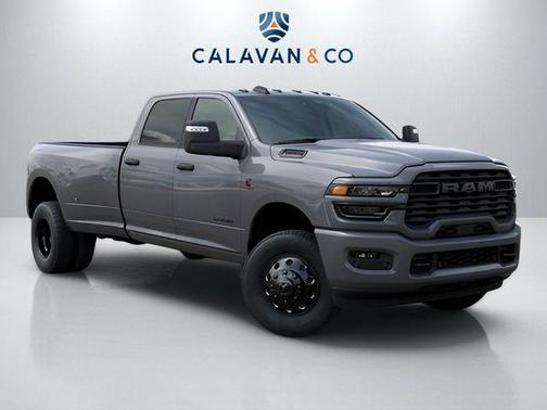 Ceramic Gray Clearcoat 2026 RAM 3500 Big Horn Crew Cab 4x4 8' Box