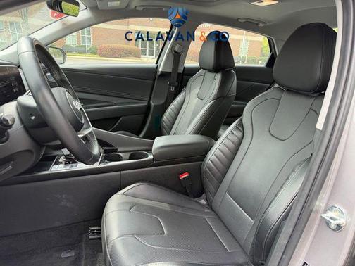 Fluid Metal 2023 Hyundai ELANTRA HEV Limited