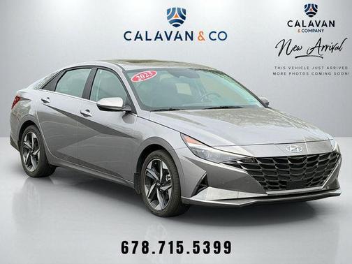 Fluid Metal 2023 Hyundai ELANTRA HEV Limited