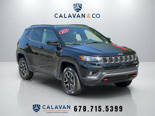 Diamond Black Crystal Pearlcoat 2024 Jeep Compass Trailhawk