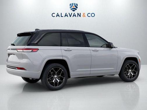 Bright White Clearcoat 2026 Jeep Grand Cherokee Summit