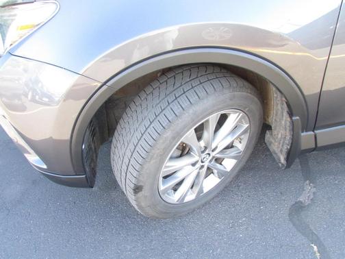 2016 Chrysler 300 Limited