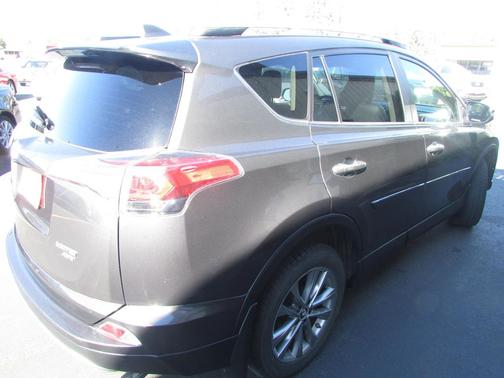 2016 Chrysler 300 Limited