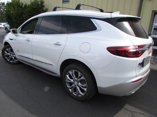Pearl White 2018 Buick Enclave Avenir